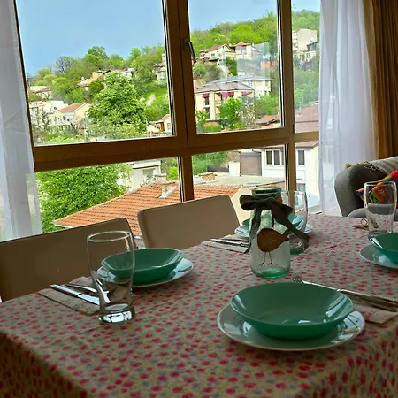 арт мезонет под тепето 아파트 *