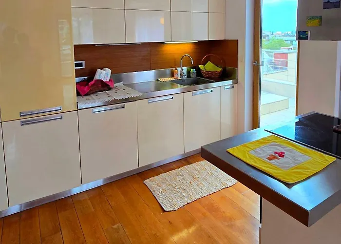 арт мезонет под тепето *