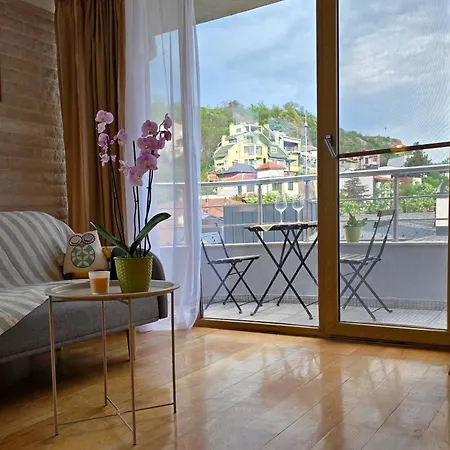 арт мезонет под тепето *