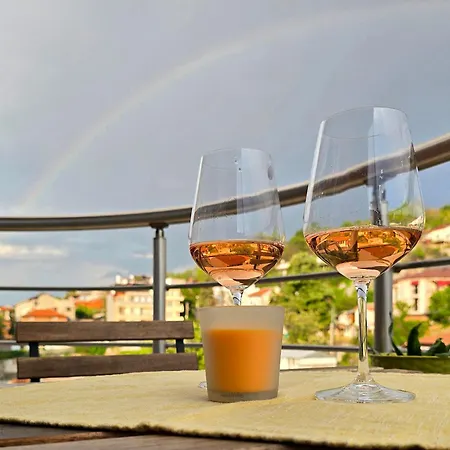 арт мезонет под тепето Apartment Plovdiv