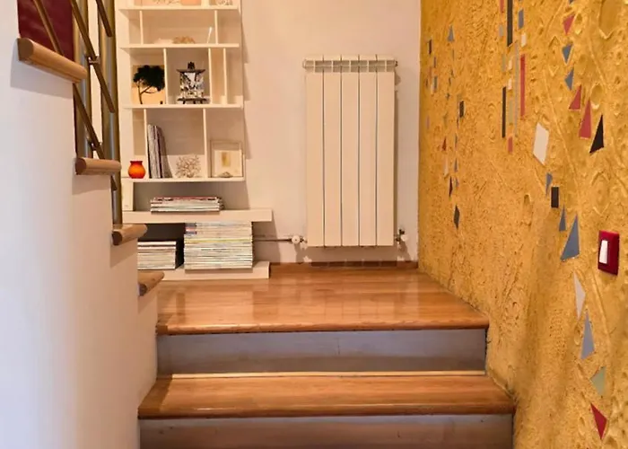 арт мезонет под тепето Apartment *